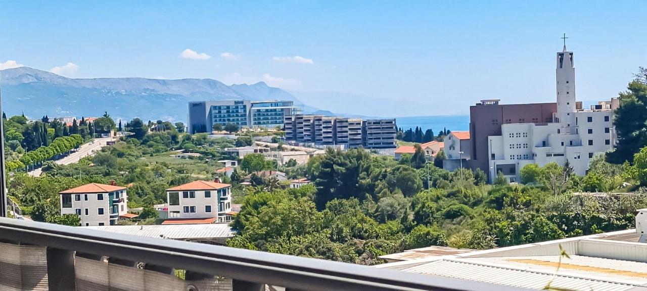 Apartment Azure *Close To The Beach Split Exteriér fotografie