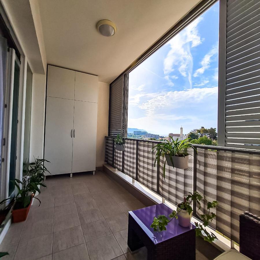Apartment Azure *Close To The Beach Split Exteriér fotografie